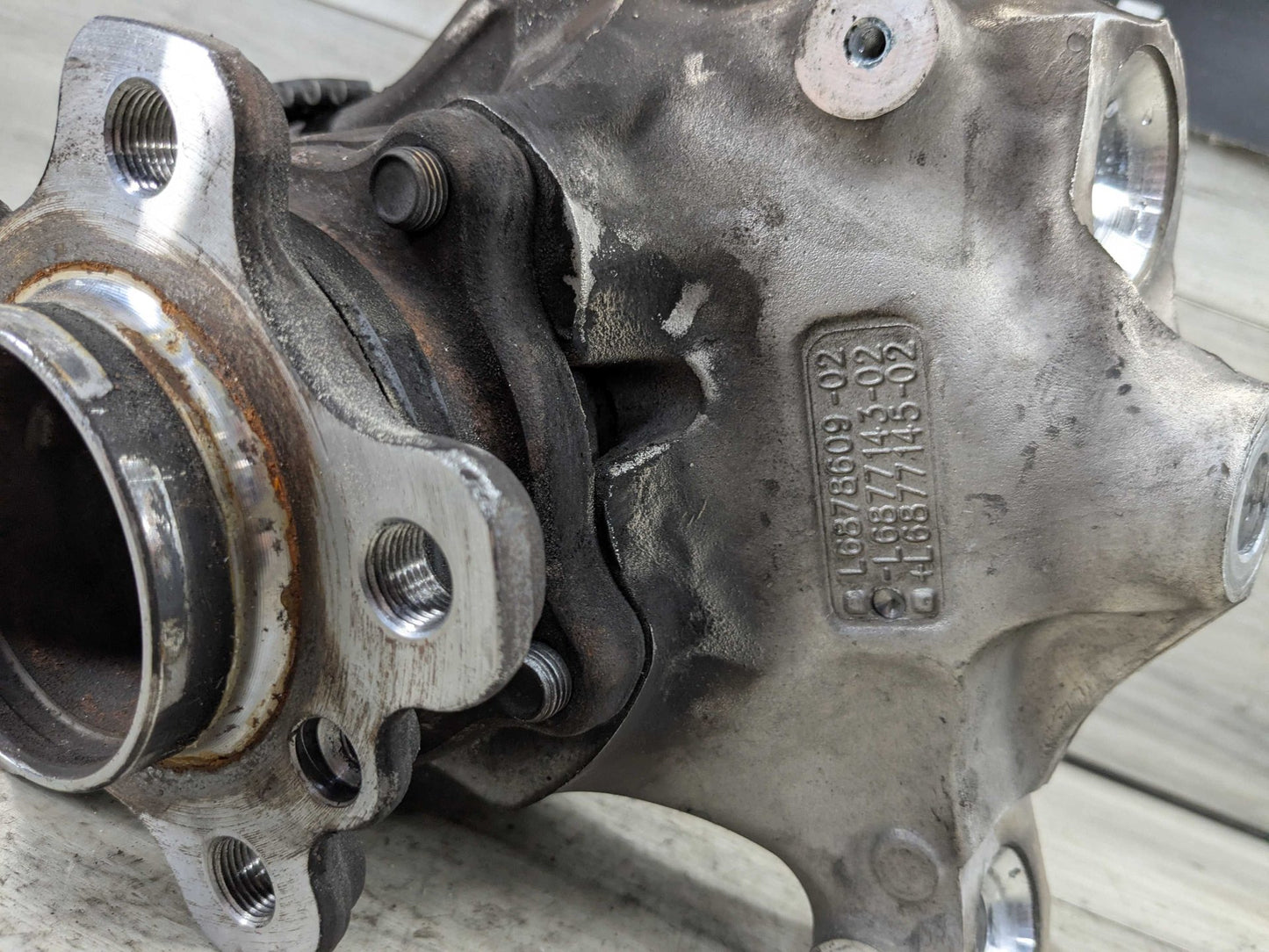 OEM BMW G20 G22 G23 330 M340 FRONT Left Driver Hub Spindle Knuckle Bearing RWD
