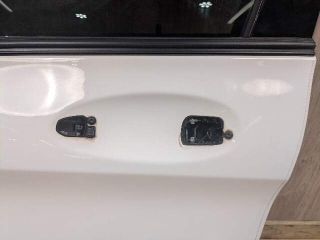 OEM MERCEDES W205 C300 C400 C43 C63 Front Left Driver Door Shell Panel White 149