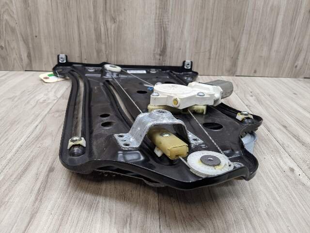 08-13 OEM BMW E88 128i 135i Rear Right Passenger Window Lift Regulator w/ Motor