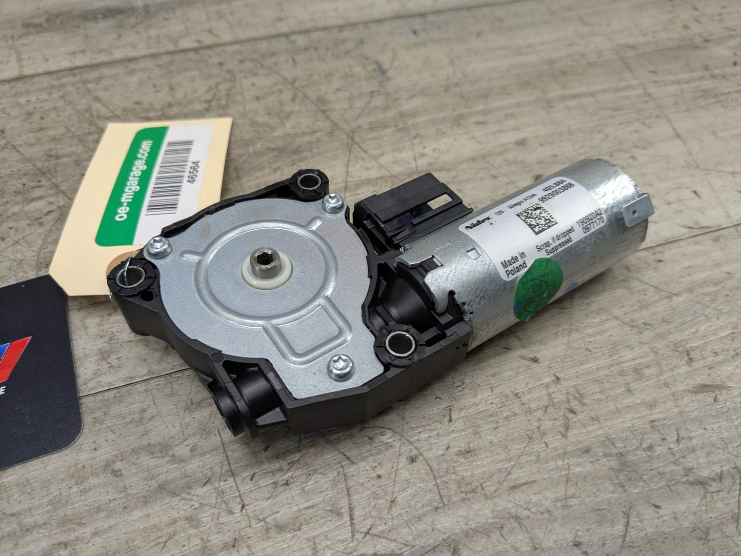 2020 BMW 330i G20 Sunroof Sun Roof Glass Motor 7424804 OEM BMW G20 G22 G26 G42 G80 G82 G87 M2 M3 M4 Sunroof Moonroof Motor Drive Unit