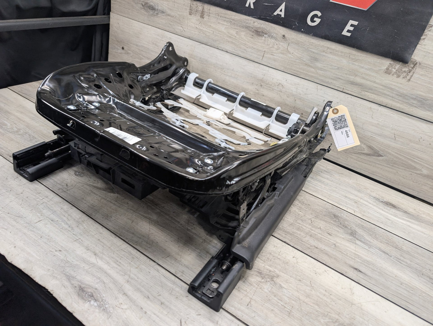 2018 - 2024 BMW X3 G01 Front Left Driver Seat Lower Track Frame Assembly 7414609 B46B20O1