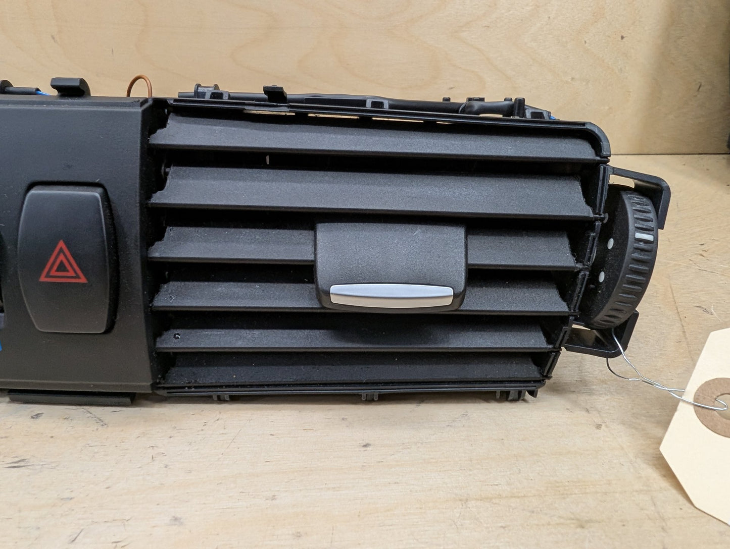 11-18 OEM BMW F25 F26 X3 X4 Center Middle Dash AC Air Vent Grille