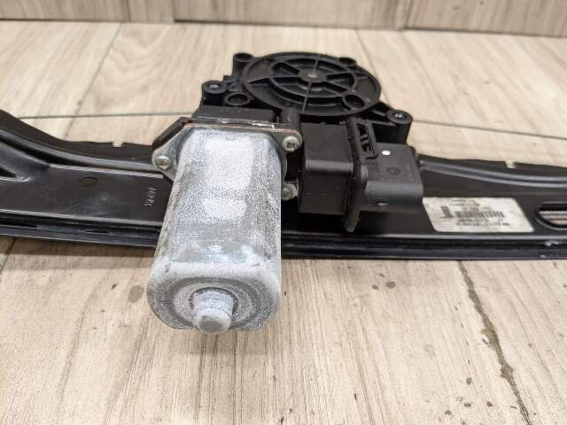 16-22 OEM BMW F48 X1 Rear Left Driver Side Door Window Regulator Motor