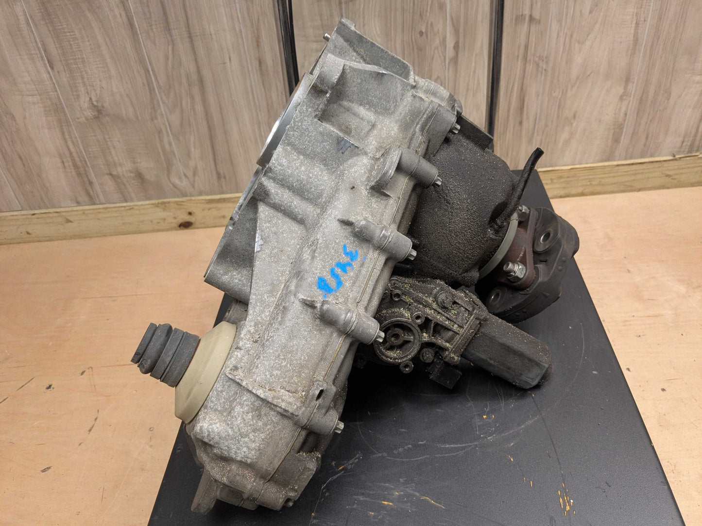 2010 BMW X6 Transmission Transfer Case 152121k 7599890