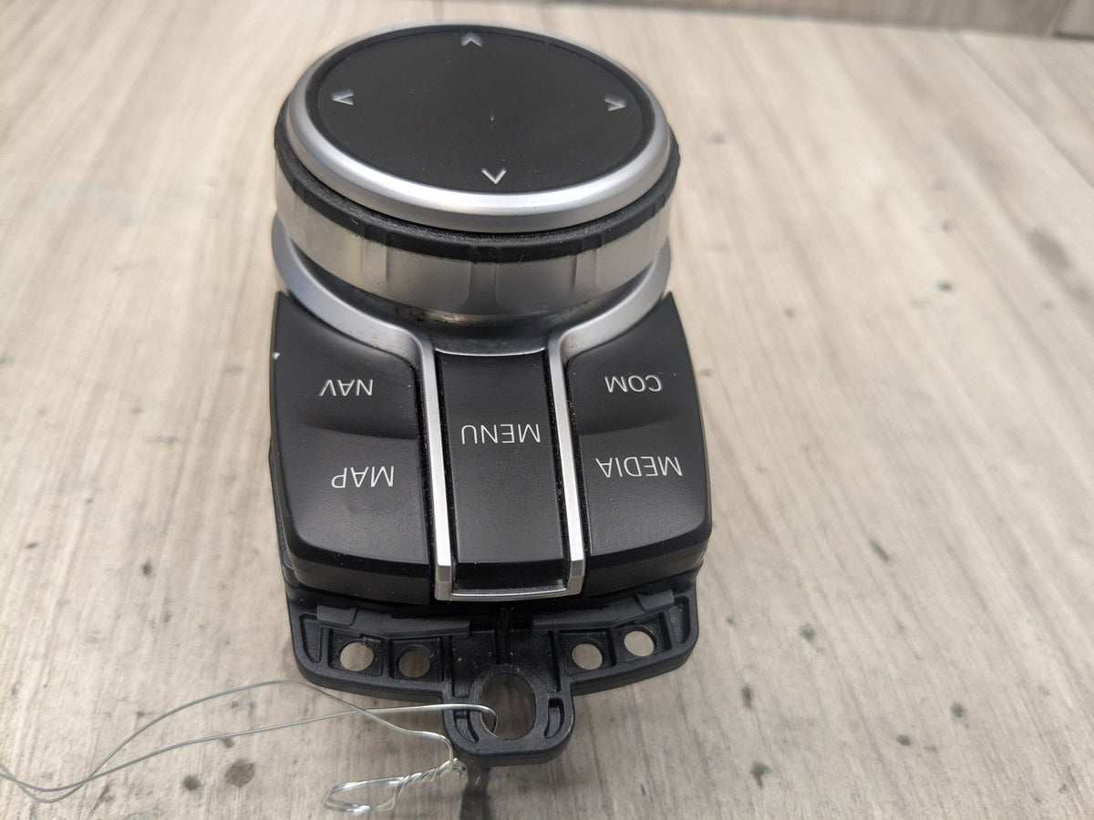 OEM BMW G30 G01 G02 F90 X3 X4 iDrive Navigation Controller Knob NBT NAV Button