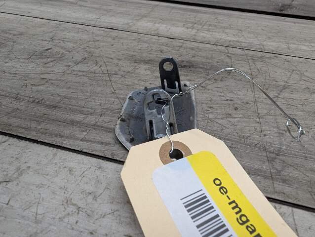 *11-13 OEM BMW F10 Front Right Passenger Bumper Headlight Washer Cover
