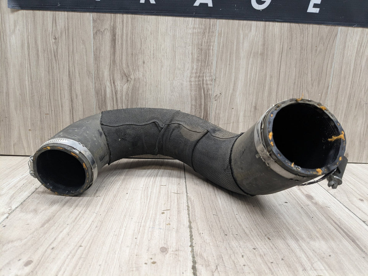 11-18 AUDI S4 S5 RIGHT INTERCOOLER AIR CHARGE PRESSURE HOSE TUBE PIPE OEM