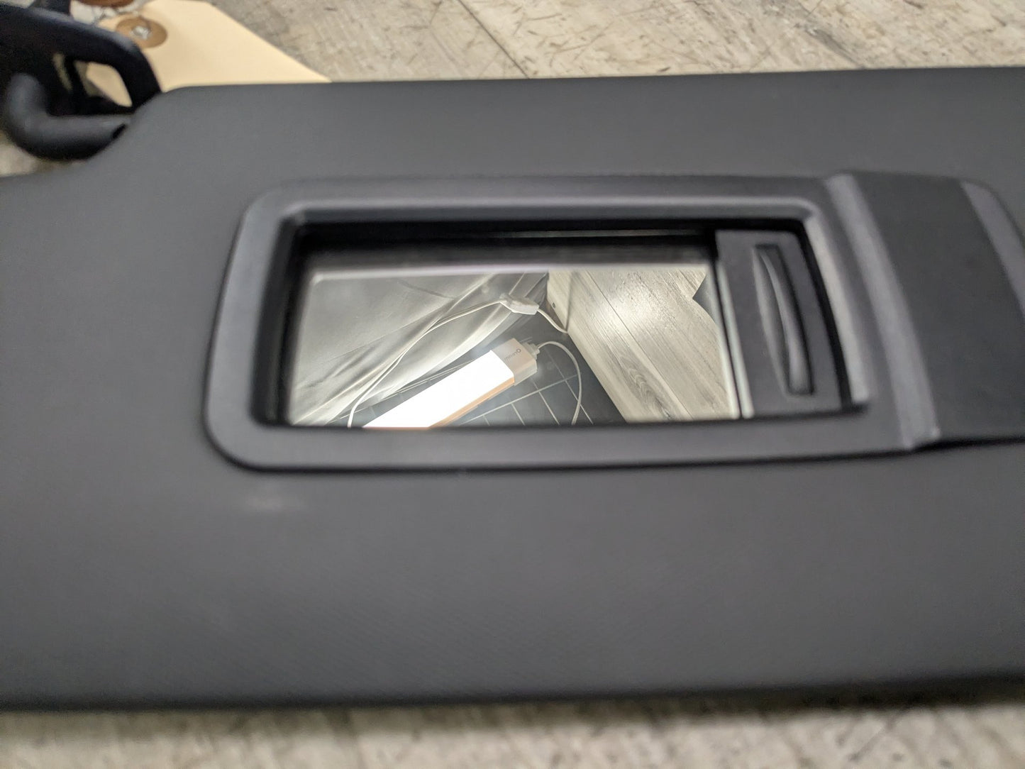 2020 BMW 330i G20 Front Left Driver Sun Visor 8092727 19-25 OEM BMW G20 G80 330 M340 M3 Left Driver Side Interior Sun Visor Black