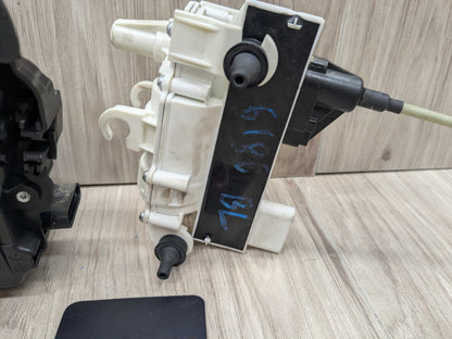 2016 BMW 750i G12 Rear Left Driver Door Latch Lock Actuator w/ Soft Close 2581897 16-22 OEM BMW G11 G12 REAR LEFT DRIVER Side Door Lock Latch Actuator SOFT CLOSE