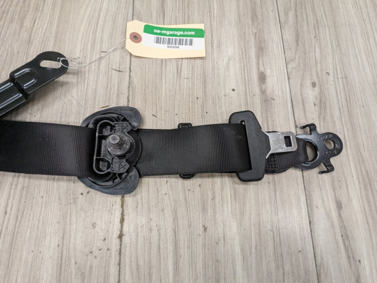 OEM BMW G11 G12 740 750 M760 Front Right Passenger Seat Belt Retractor Black