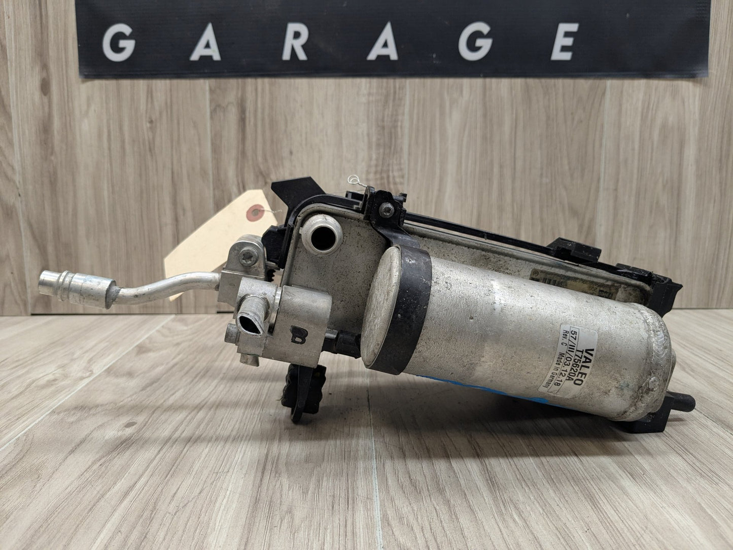 2019 BMW 330i G20 Condenser w/ Dryer 6805342 OEM BMW G20 G22 G23 G26 G29 G42 AC Condenser Air Conditioning Radiator Drier