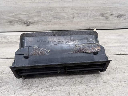 1996 - 2003 BMW Z3 E36 Dashboard Dash Board Middle Center Air Vent 8397713 M54B25O0
