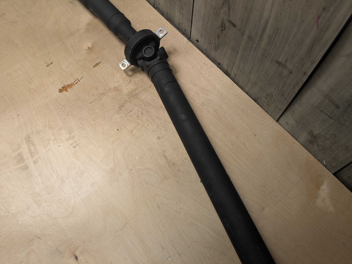 2021 BMW X5 G05 Rear Propeller Driveshaft Drive Shaft 8487410 19-23 OEM BMW G05 G06 X5 X6 40i RWD Rear Driveshaft Drive Shaft Propeller B58C OEM