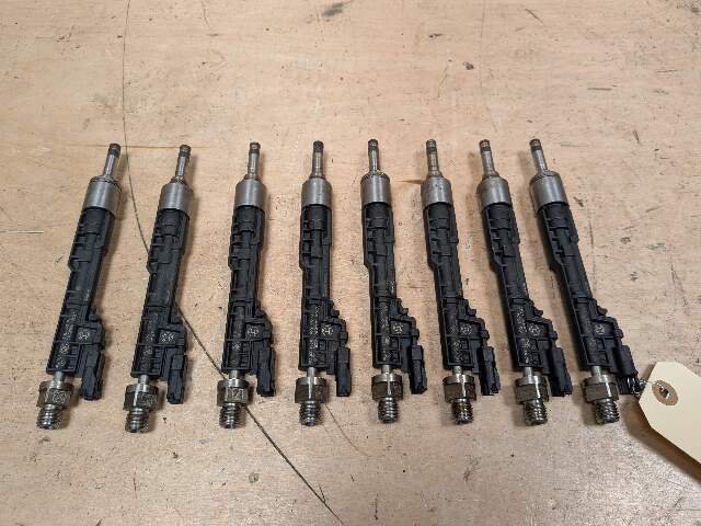 2016 - 2022 BMW 750i G12 Fuel Injector 8638255 N63B44O2