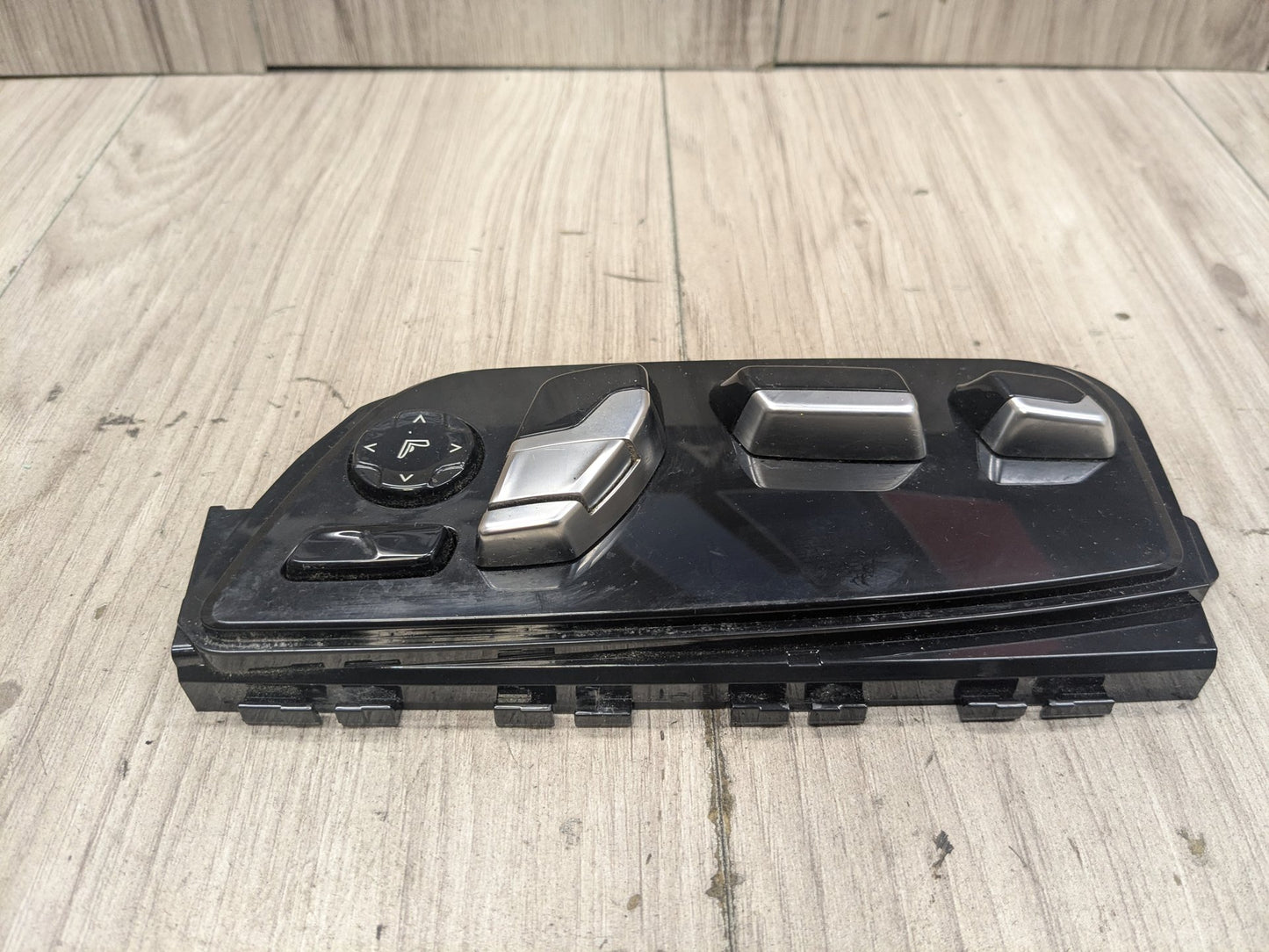OEM BMW F90 G11 G12 G30 G32 M5 Front Left Driver Seat Adjustment Control Switch