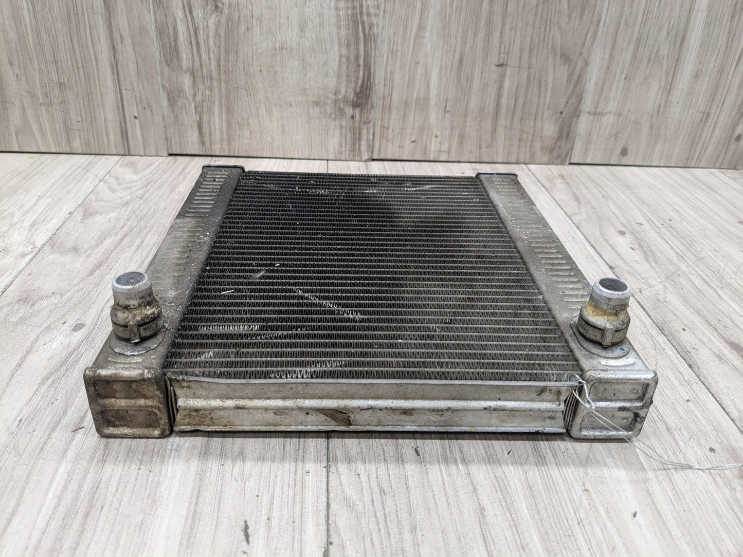 2016 BMW 750i G12 Left or Right Secondary Auxiliary radiator 8620207 OEM BMW F90 G12 G30 G45 Left Right Secondary Auxiliary Coolant Remote Radiator