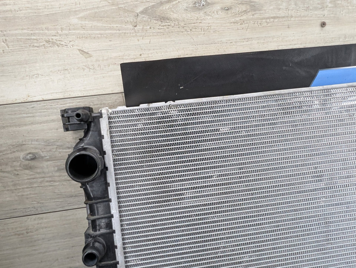 2017-2023 BMW M550i G30 Cooling Radiator 8743667 *16-19 OEM BMW G11 G12 G30 750 M550iX Coolant Radiator N63R