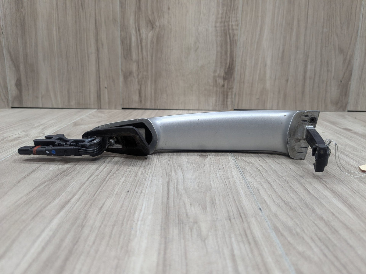 OEM BMW E92 E93 328 335 M3 Right Passenger Door Handle COMFORT ACCESS Silver