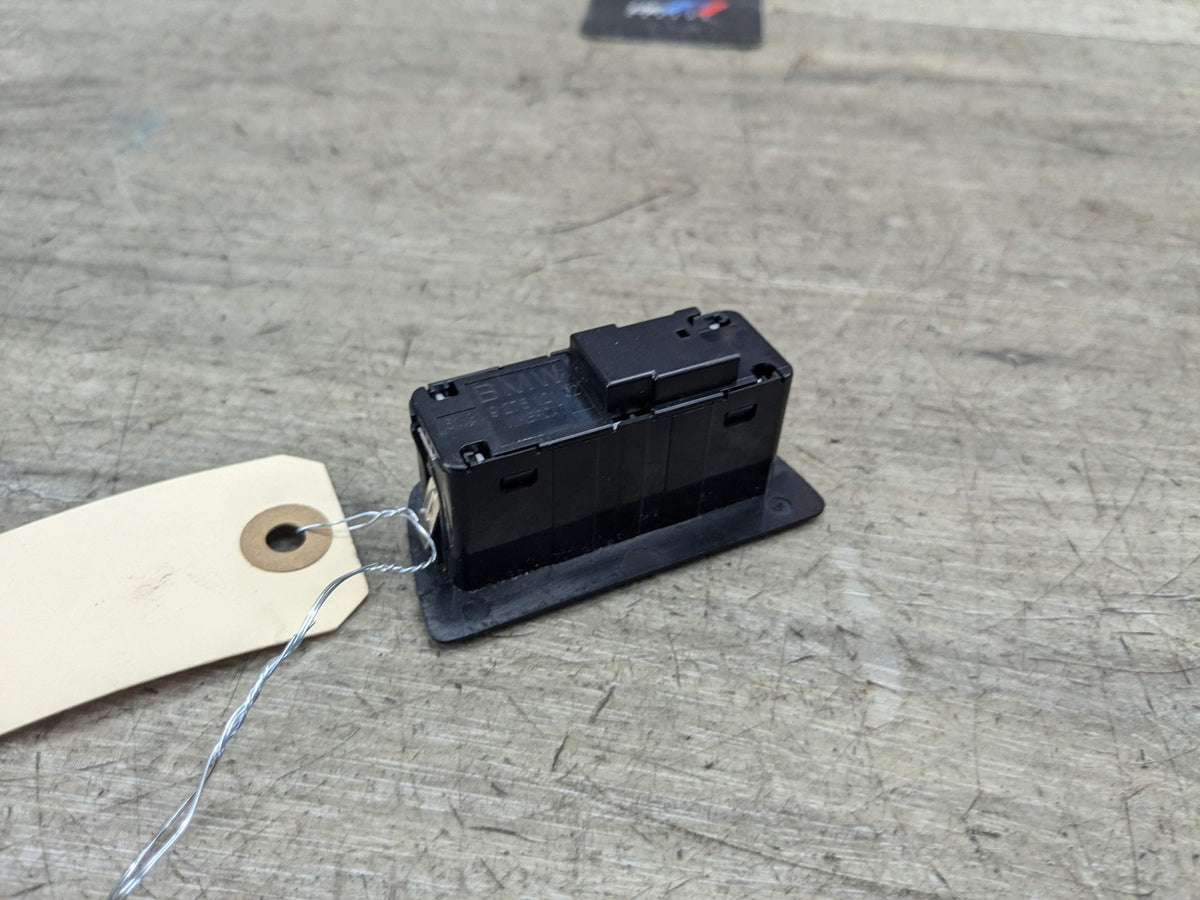 OEM BMW G12 F36 F10 F07 M5 F06 M6 F01 F02 Rear Trunk Lid Center Lock Switch
