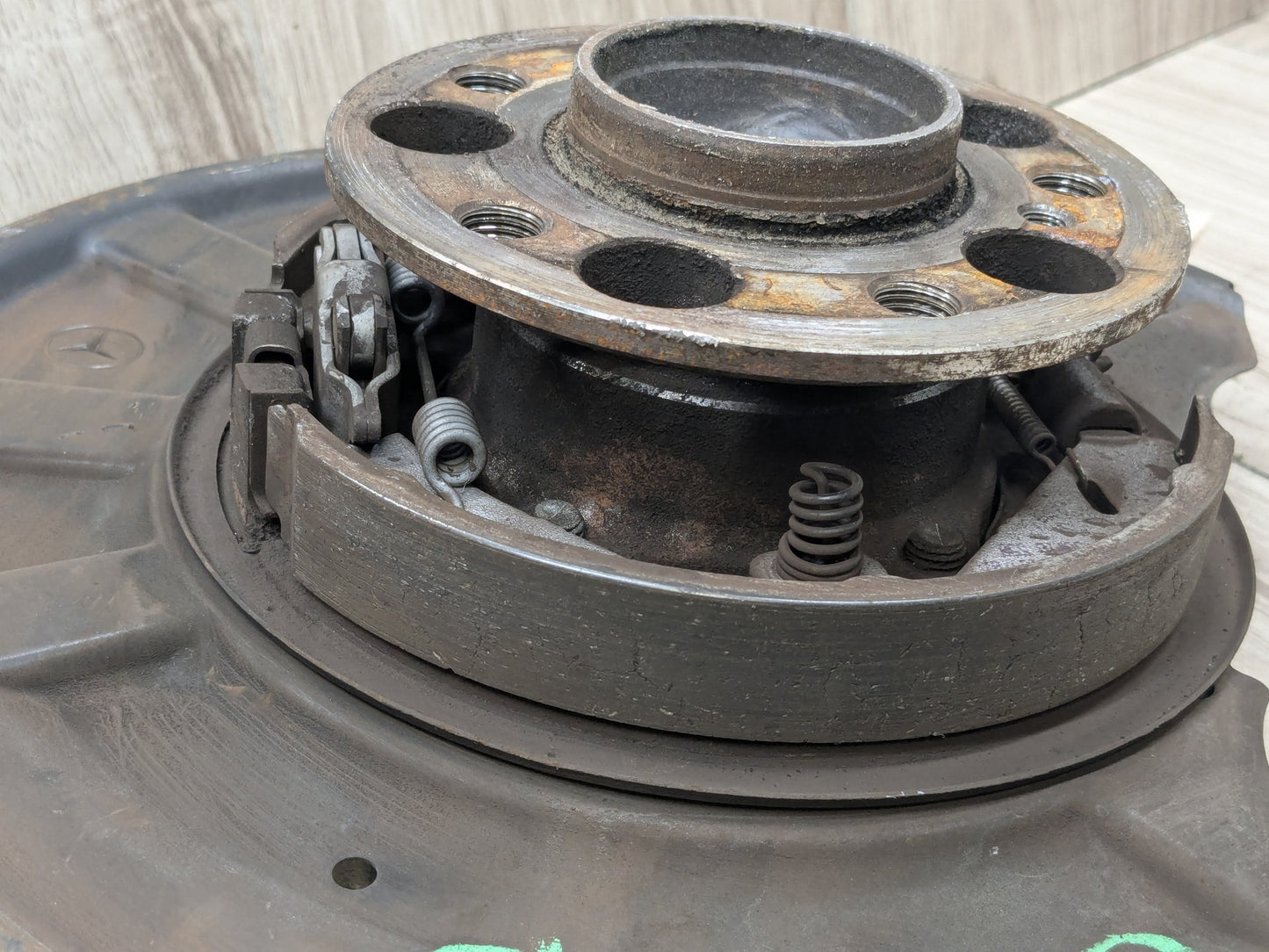 2014 Mercedes-Benz E550 W212 Front Right Passenger Spindle Knuckle w/ Bearing 0 OEM Mercedes W212 E350 E550 Front Left Driver Hub Knuckle Bearing Carrier OEM