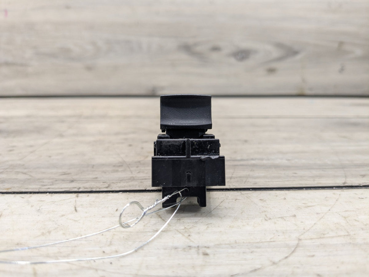 14-19 OEM BMW F15 F16 F85 F86 X5 X6 X5M X6M Trunk Hatch Release Switch Button