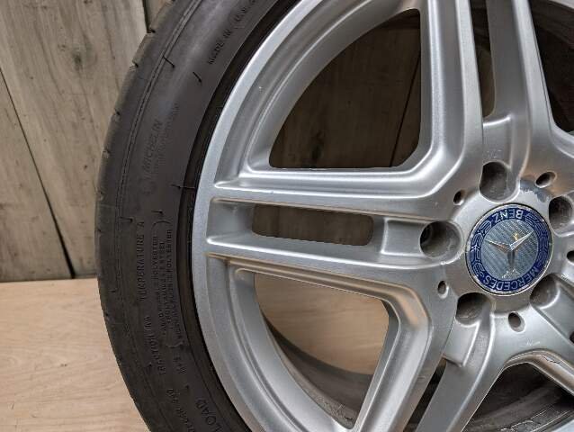 *OEM Mercedes W207 E300 E400 E550 AMG Front Wheel Rim 18x8 ET45 5 Double Spoke