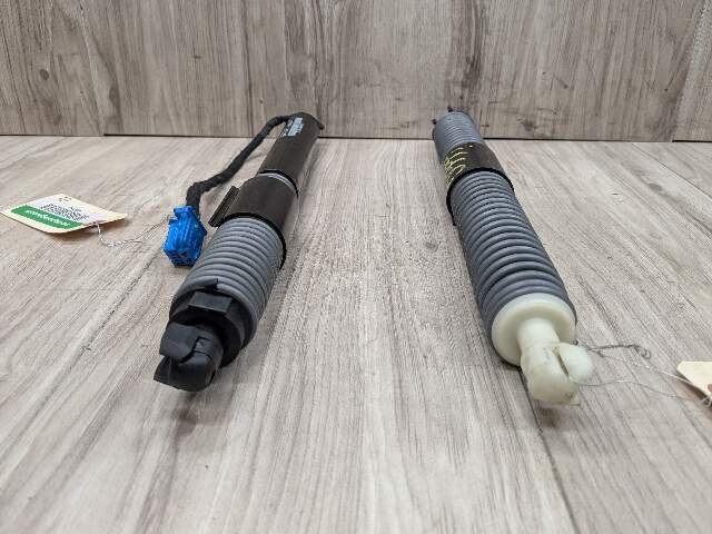 17-20 OEM BMW G30 F90 M5 540 Rear Right Trunk Strut Spindle Drive Power Lift