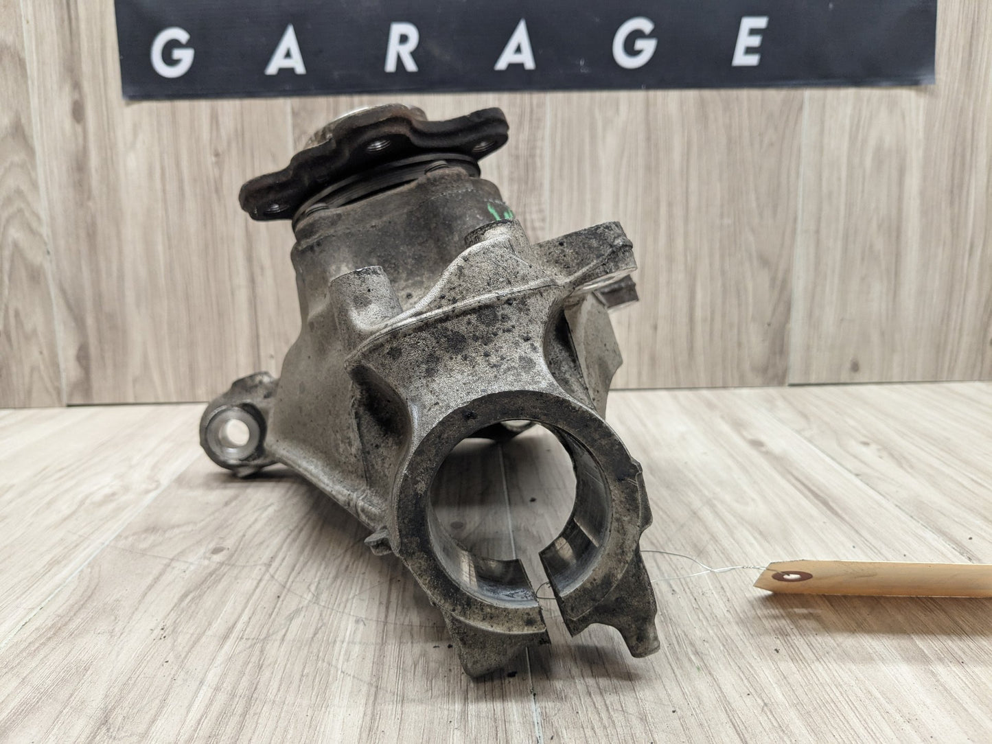 19-25 OEM BMW G20 G22 G23 FRONT Right Passenger Hub Spindle Knuckle Bearing AWD