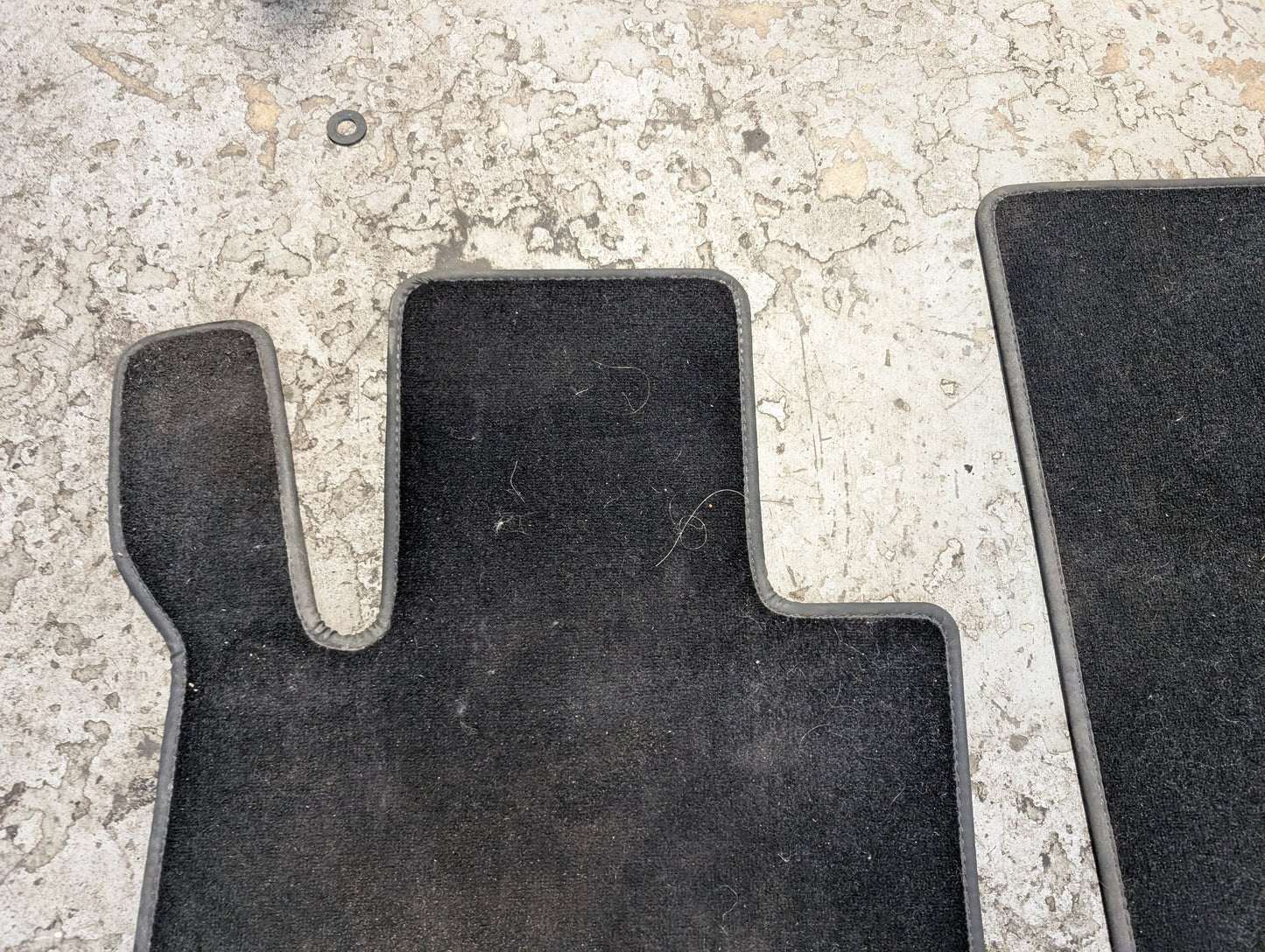 2009-2017 Mercedes-Benz E550 E-Class A207 Front Rear Left Right Mat Carpet Floor Mats SET A2076800648