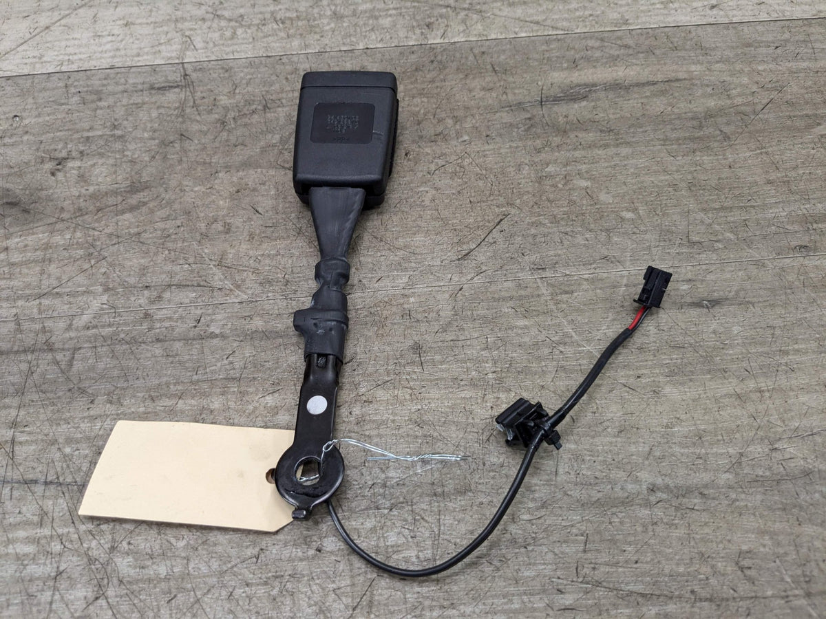 OEM BMW G01 G02 G20 X3 X4 330 M340 840 850 M8 Front Right Left Seatbelt Buckle