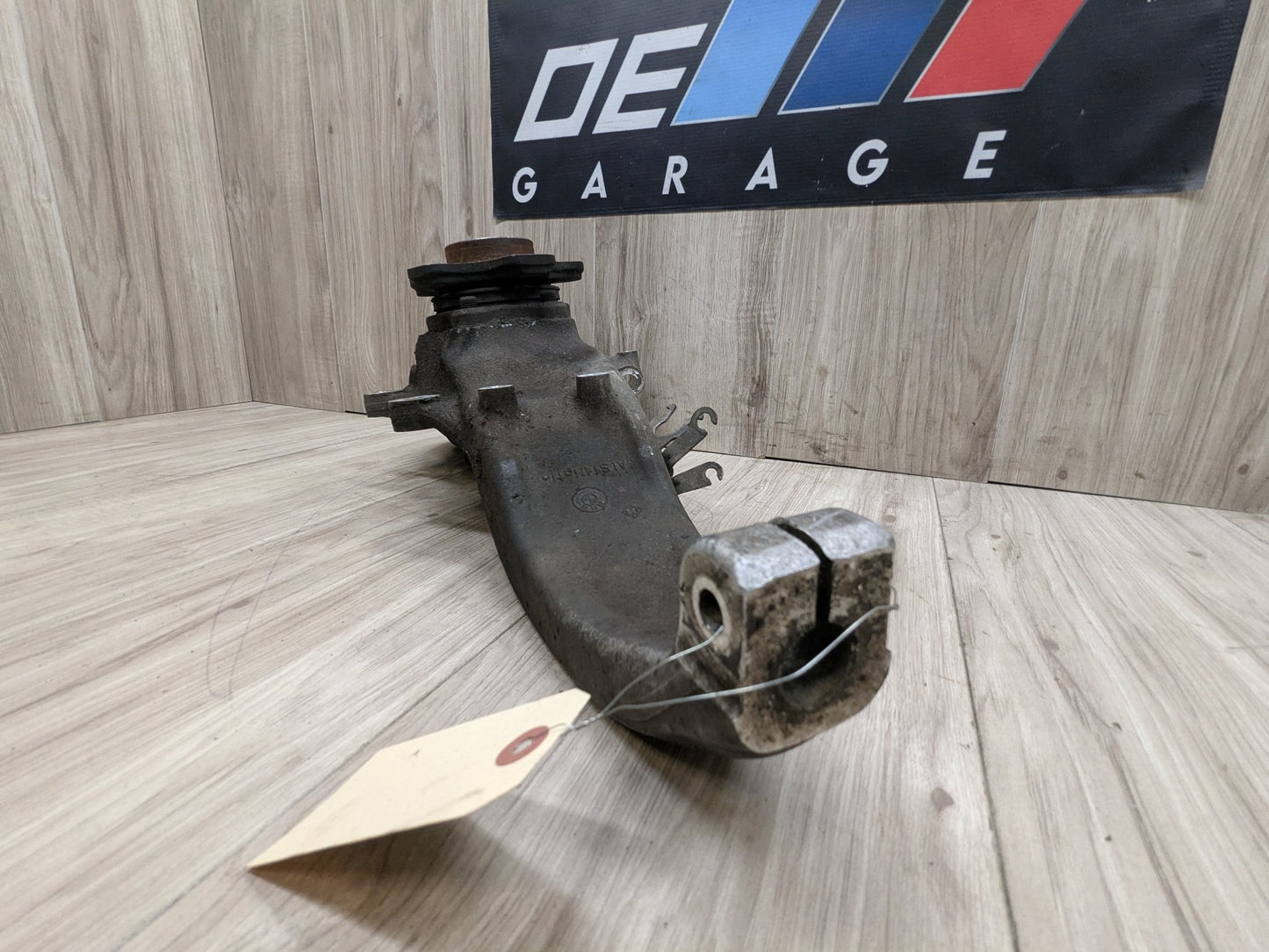 OEM BMW G30 530 540 M550 AWD Front Left Driver Hub Spindle Knuckle Wheel Bearing