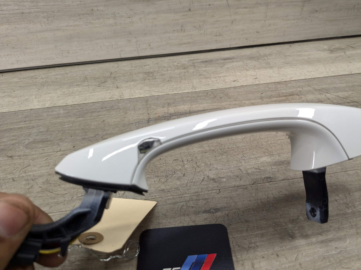 OEM BMW G20 G30 F90 M5 M8 COMFORT ACCESS Front Left Driver Door Handle White