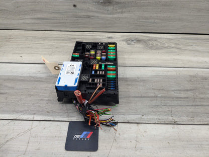 OEM BMW G20 330 M340 Rear Battery Power Distribution Fuse Relay Junction Box