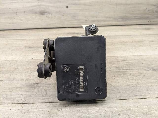 2003 - 2008 BMW Z4 E85 ABS Pump Module 6762868 M54