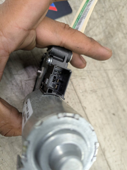 2020 BMW 330i G20 Sunroof Sun Roof Glass Motor 7424804 OEM BMW G20 G22 G26 G42 G80 G82 G87 M2 M3 M4 Sunroof Moonroof Motor Drive Unit
