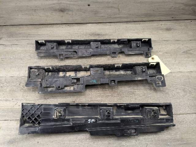 2011 - 2016 BMW 335i F30 Left Driver Side Skirt Rocker Panel Brackets SET 7256915 N55B30M0