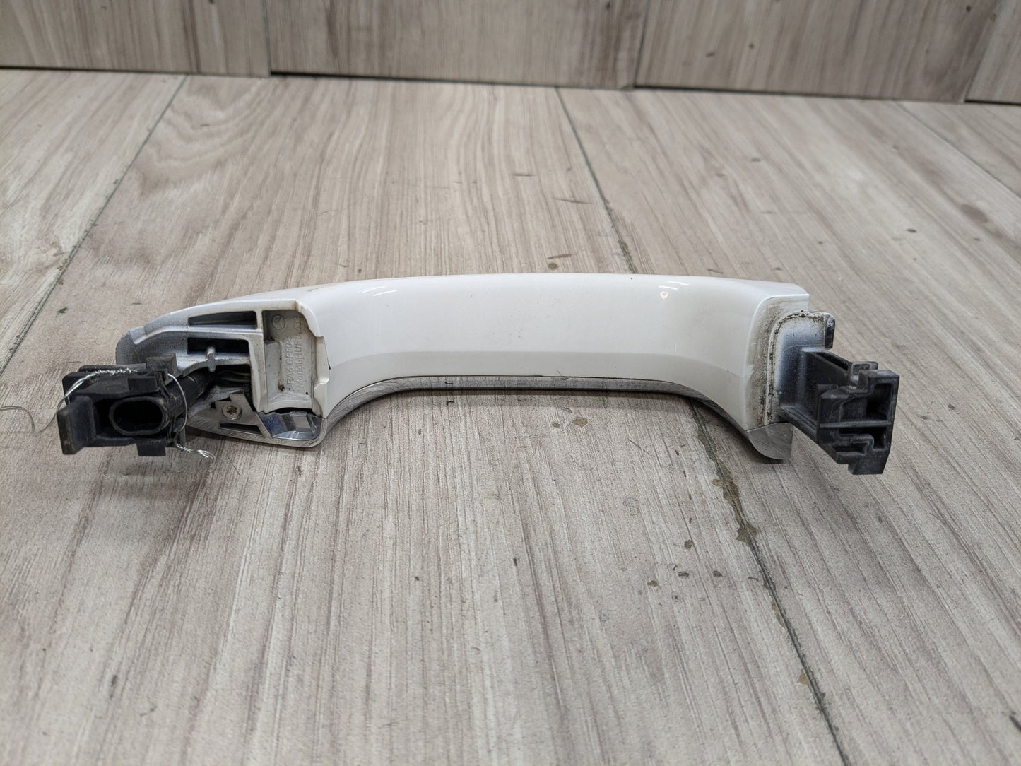 2015-2021 Mercedes-Benz C43 W205 Front or Rear Right Passenger Exterior Door Handle A0997605601