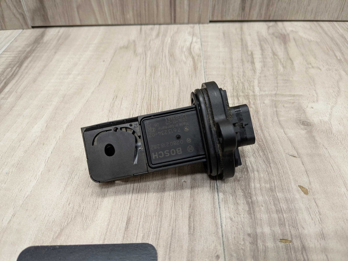 10-19 OEM BMW F07 F10 F13 F01 F02 F15 F86 MAF Mass Air Flow Sensor Meter Engine