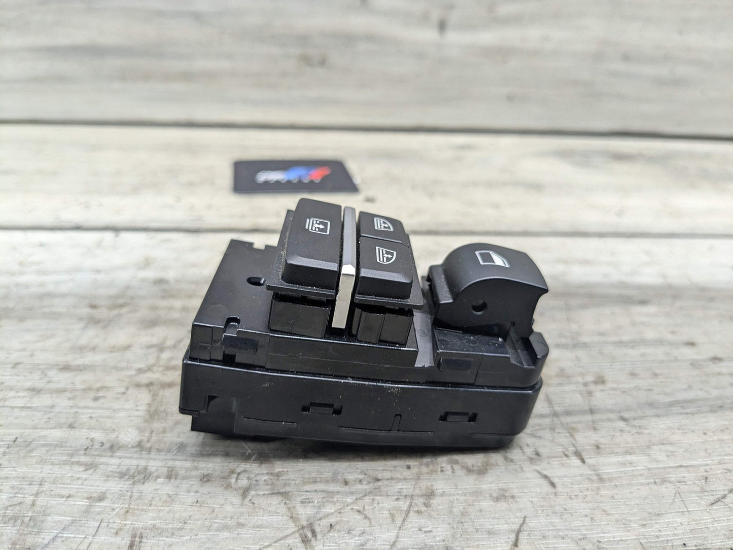 10-18 BMW F01 F02 F06 F07 Rear Window Regulator Sun Shade Control Switch