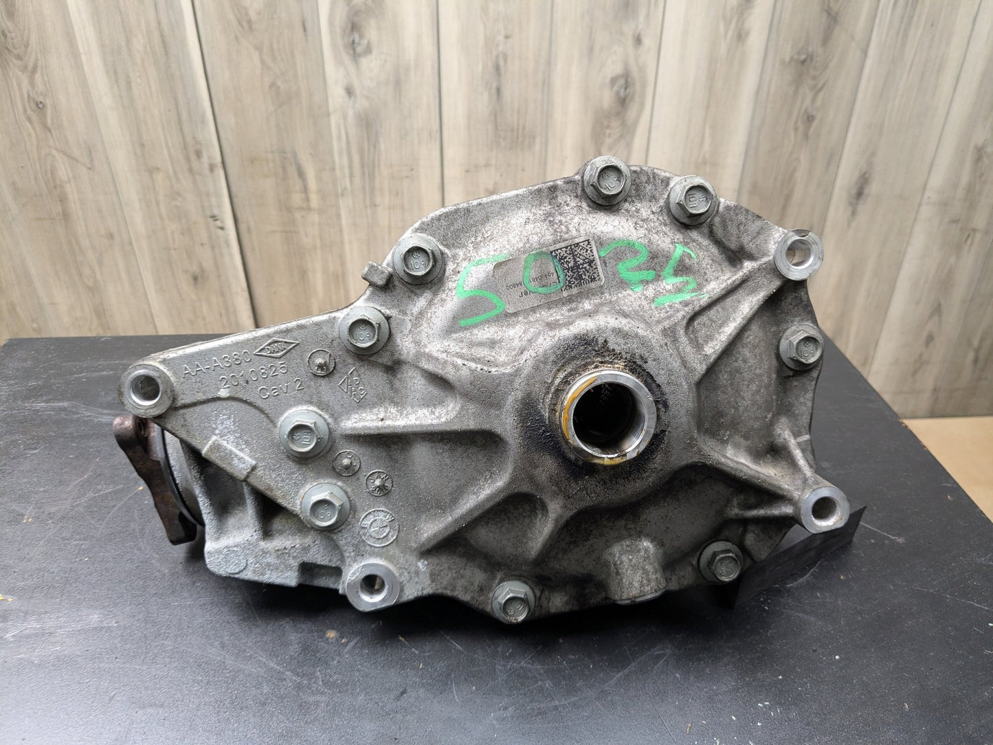 2010 BMW X5 E70 Front Axle Carrier Differential 7552533 07-14 OEM BMW E70 E71 X5 X6 X5M AWD Front Differential Axle Carrier Ratio 3.64
