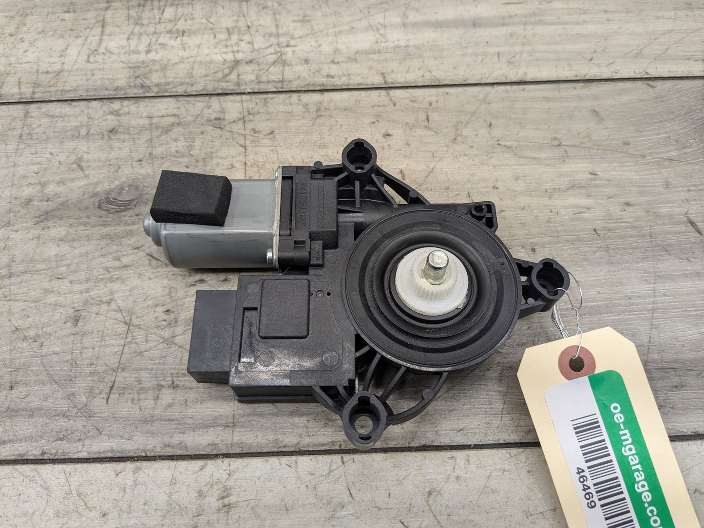 2020 BMW 330i G20 Rear Left Driver Door Window Glass Regulator Motor 8495871 OEM BMW G20 G80 330 M340 M3 REAR Left Driver Side Door Window Regulator Motor