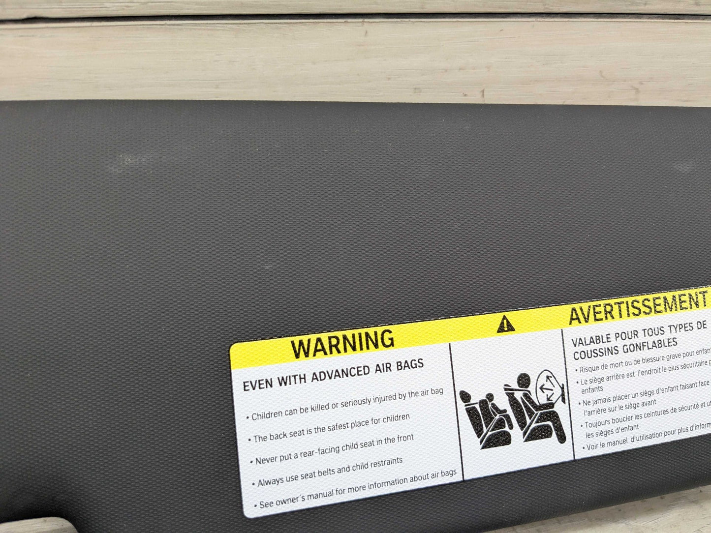 2019 BMW 330i G20 Front Right Passenger Sun Visor 8092728 19-24 OEM BMW G20 G80 330 M340 M3 Right Passenger Side Interior Sun Visor Black