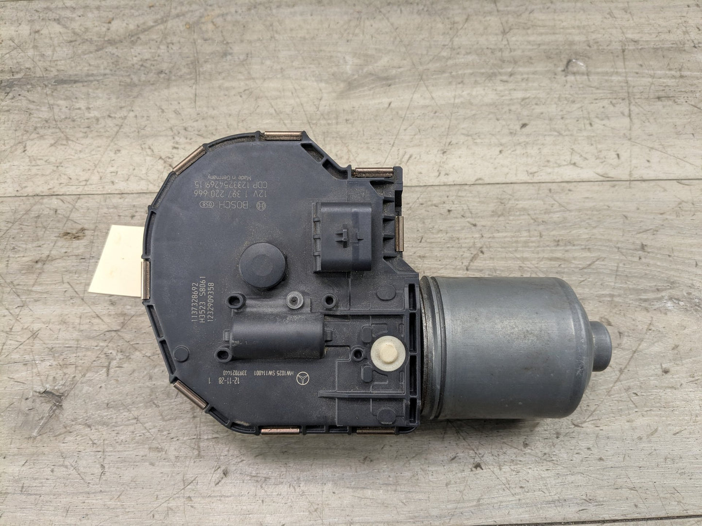 2009-2017 Mercedes-Benz E550 E-Class A207 Front Windshield Wiper Motor A1397220666