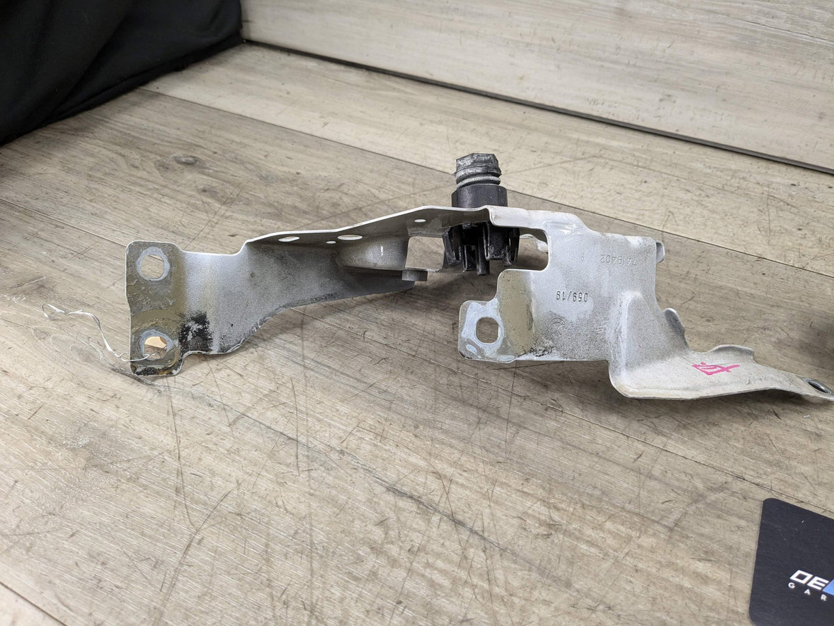 19-24 OEM BMW G20 330 M340 Front Right Passenger Side Fender Holder Bracket SET