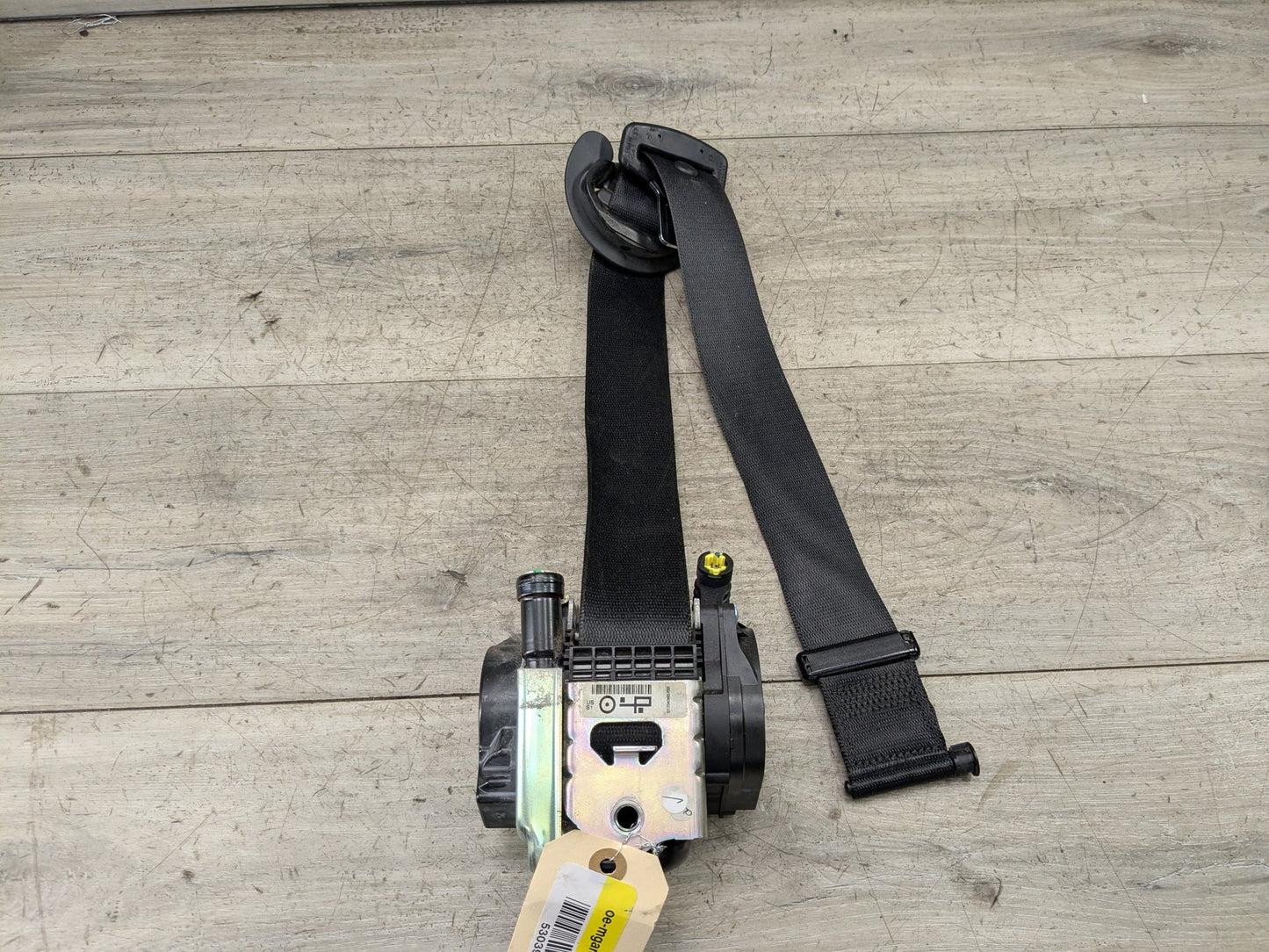 OEM BMW F15 F16 F85 X5 X6 Front Left Driver Seat Belt Seatbelt Retractor Black