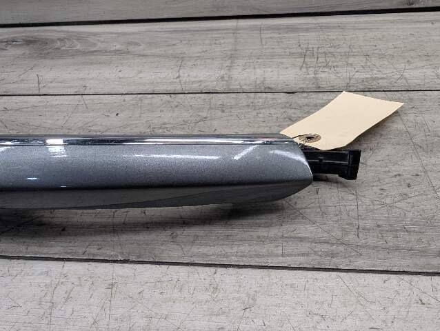 2016 - 2022 BMW 750i G12 Front or Rear Right Passenger Exterior Door Handle w/ Comfort Access 7413564 N63B44O2