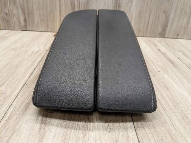 17-23 OEM BMW G30 530 540 M550 Retractable Armrest Tray Console Leather Black