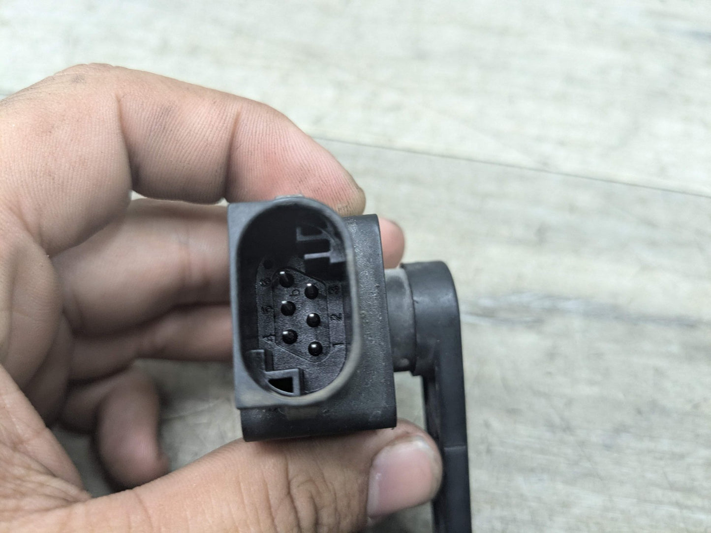 2011 BMW 335i E90 Headlight Leveling Level Sensor 6785205