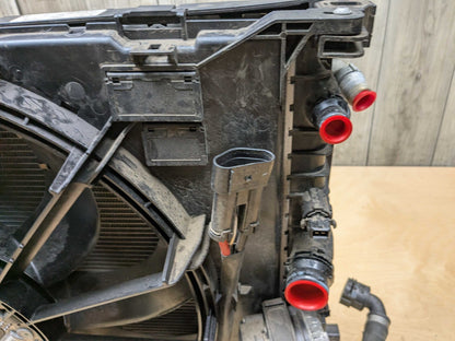 2018 BMW M550i G30 Radiator Cooling Condenser Fan Shroud Assembly 8619628 1000W