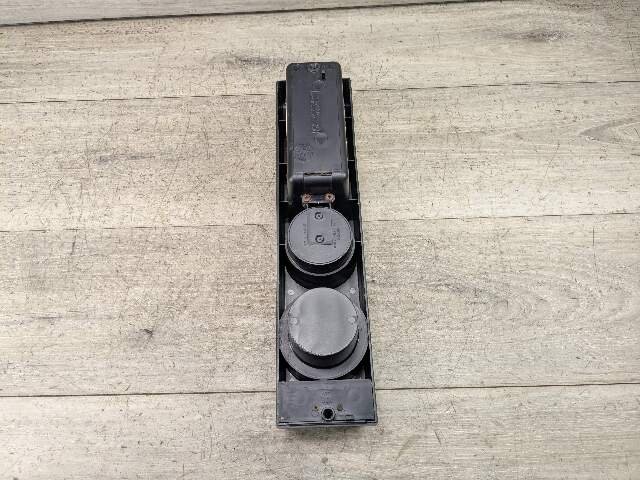 1996 - 2003 BMW Z3 E36 Center Console Cup Holder 8413622 M54B25O0